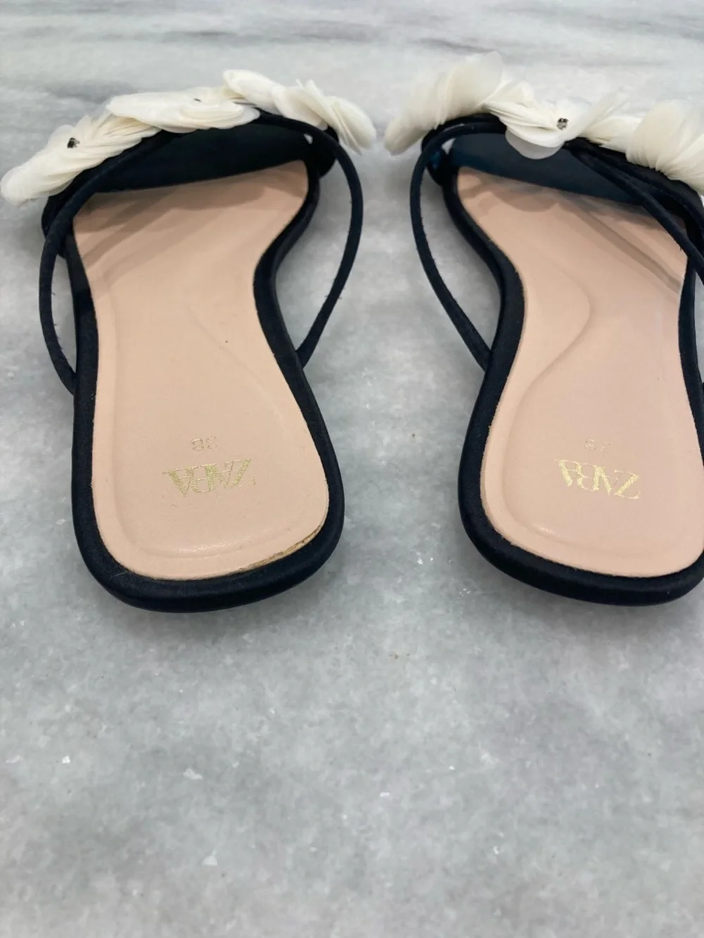 ZARA Black Cream Flower Sandals - Picture 7 of 14